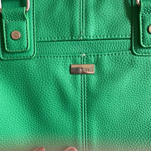 Nice spring handbag! - Picture 2 of 4